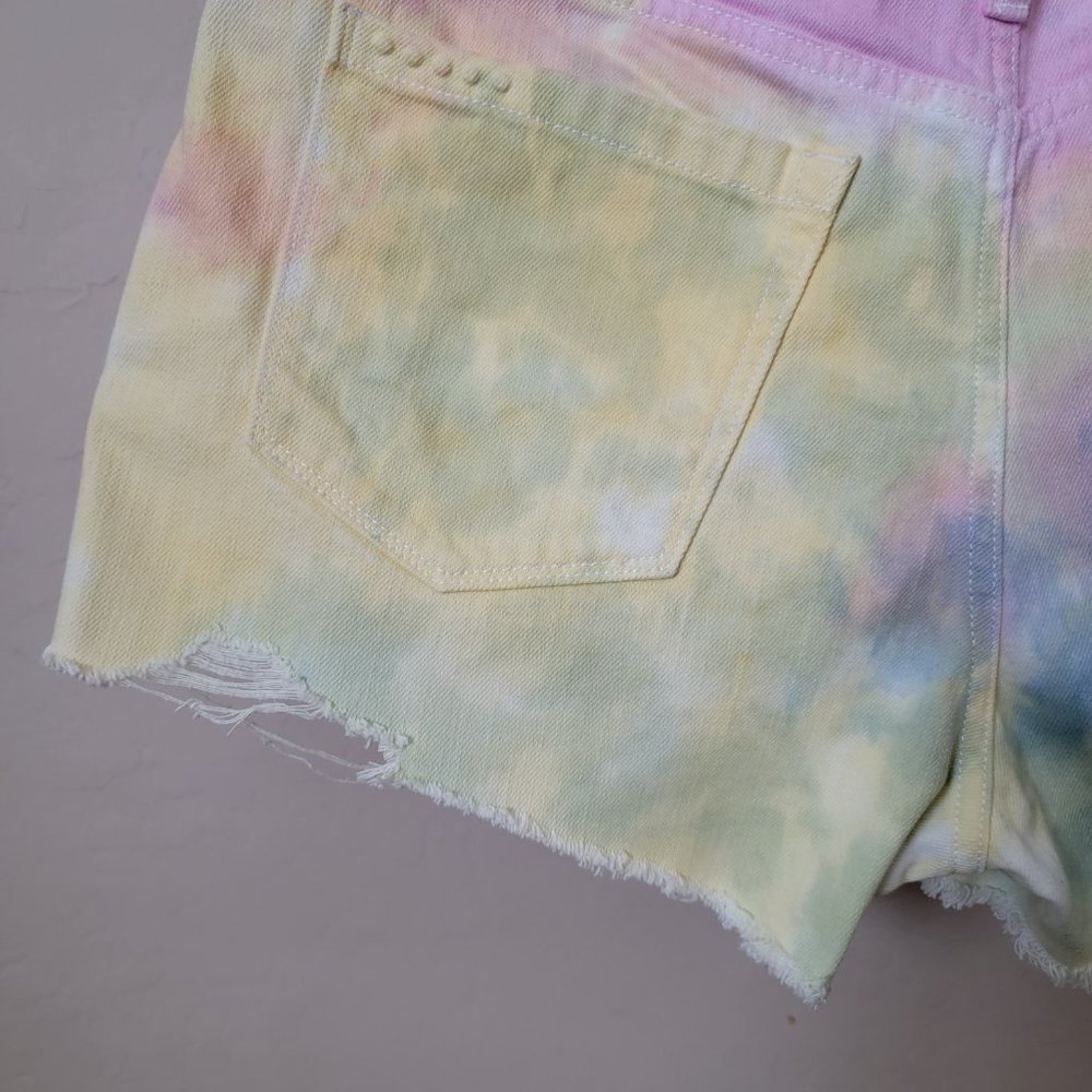 Blank NYC The Barrow Vintage High Rise Tie Dyed Denim Jean Shorts - Picture 10 of 14